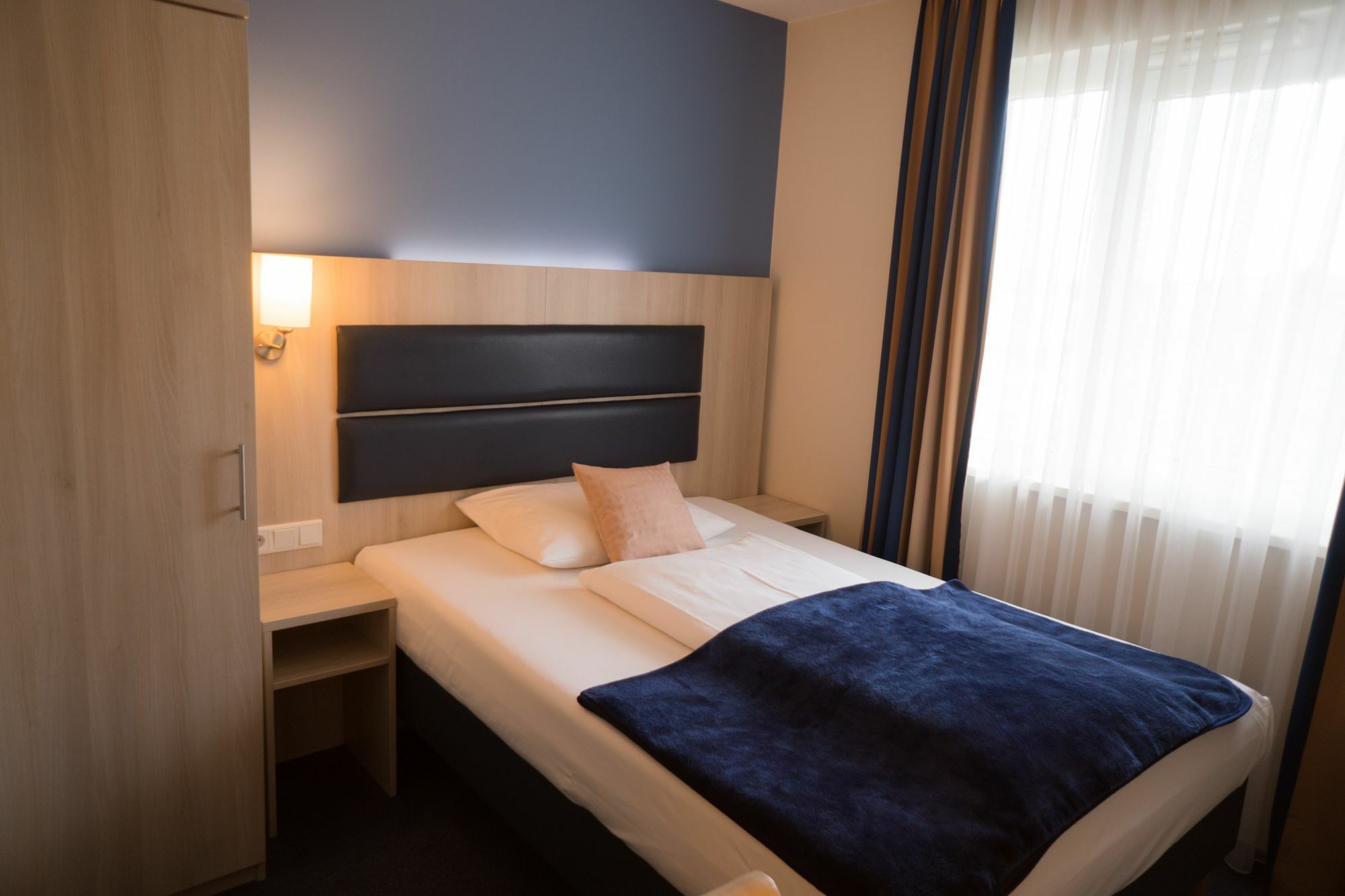 Hotel Roedelheimer Hof - Am Wasserturm Frankfurt am Main Kültér fotó